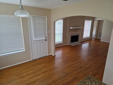 3031 Greenlet Ct, Spring, TX 77373 - photo 6