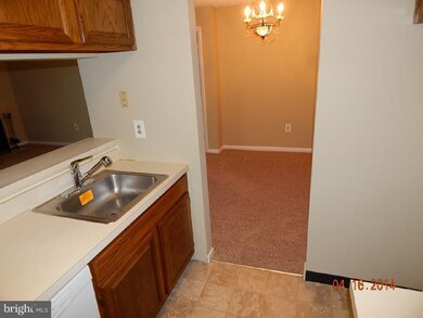 113 Ravens Crest Dr, Plainsboro, NJ 08536 - photo 3