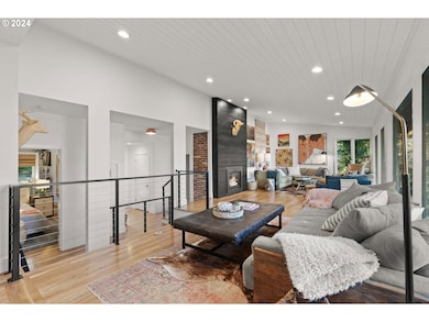 1525 Maple St, Lake Oswego, OR 97034 - photo 6