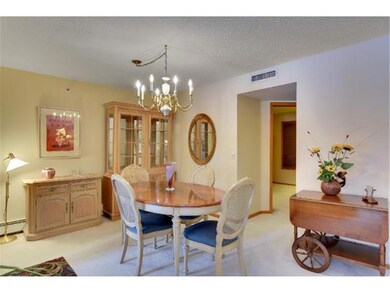 Dining room...