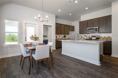 3528 Pointe Du Hoc Dr, Bryan, TX 77808 - photo 5