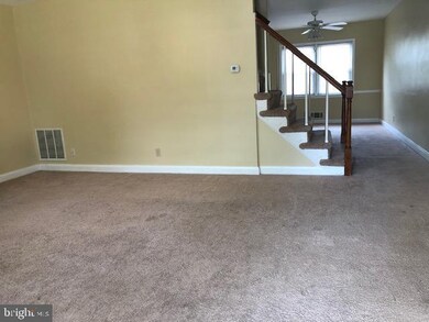 34 Wilfred Ct, Towson, MD 21204 - photo 4