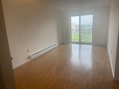 Sagamore Place Condominiums unit 1004, Quincy, MA 02171 - photo 3