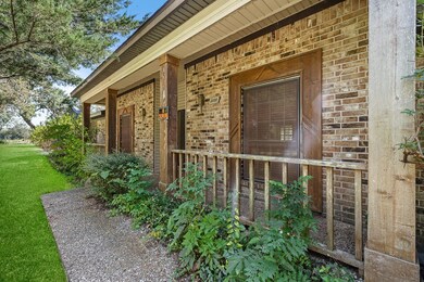 2400 San Bernard Dr, East Bernard, TX 77435 - photo 5