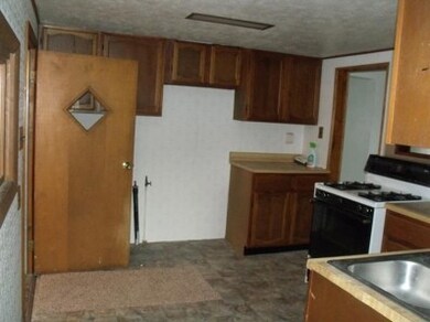 105 E Front St, New Carlisle, IN 46552 - photo 6