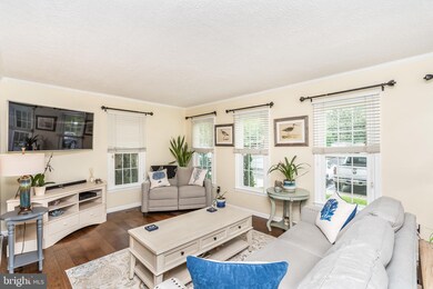 1814 Lang Dr, Crofton, MD 21114 - photo 5