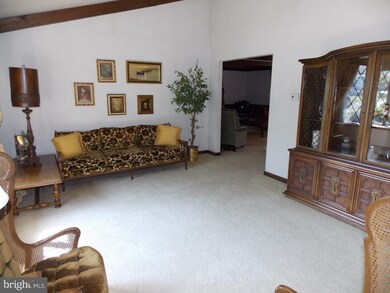 10 Chaff Ct, Langhorne, PA 19047 - photo 3