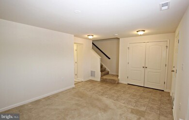 56 Lieutenant Ct, Bunker Hill, WV 25413 - photo 5