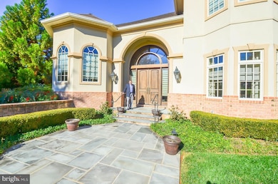 2 Saddlebrook Ln, Lutherville Timonium, MD 21093 - photo 2