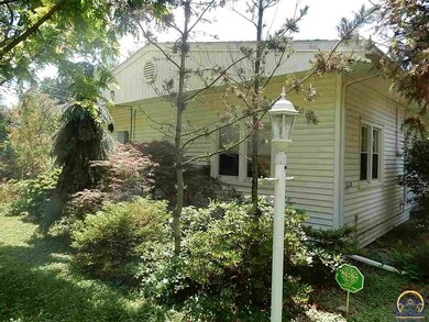 2518 SW Fillmore St, Topeka, KS 66611 - photo 6