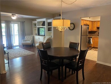 1409 Slate Run Rd unit 5, New Albany, IN 47150 - photo 2