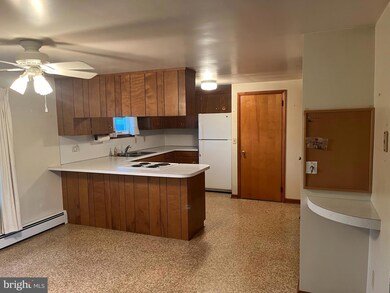 596 Eisenhower Rd, Palmyra, PA 17078 - photo 6