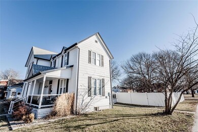 111 S Monroe St, Freeburg, IL 62243 - photo 4