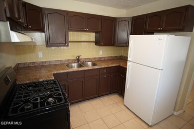 3922 N Piedras St unit Front, El Paso, TX 79930 - photo 5