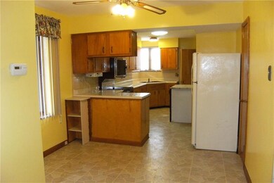 Dining Room Looking Into Kitchen