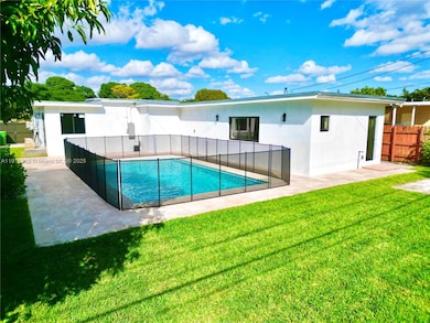 272 E 54th St, Hialeah, FL 33013 - photo 4