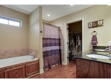 Master Bath/Spa.
