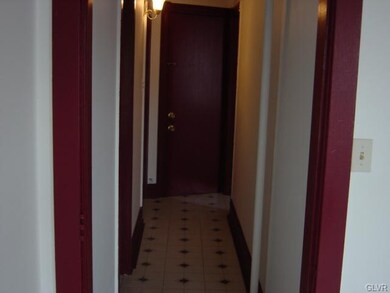 1319 Hamilton St unit 3, Allentown, PA 18102 - photo 5