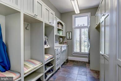 201 W Lake Dr, Annapolis, MD 21403 - photo 7