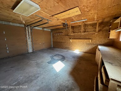 5536 Springhouse Ln, Kunkletown, PA 18058 - photo 3