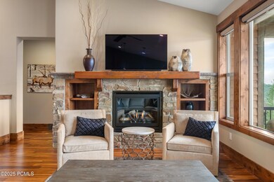 004_1738viewsidecir-3_864