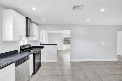 Kitchen /Dining area