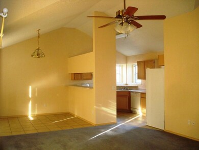 444 Katherine Dr, Horizon City, TX 79928 - photo 6