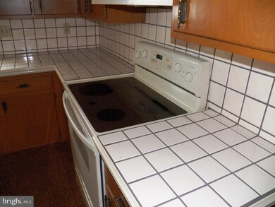 641 Hilltop Rd, Myerstown, PA 17067 - photo 5