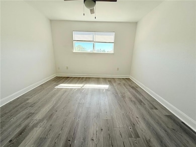 4754 Pontchartrain Dr unit 7, Slidell, LA 70458 - photo 5