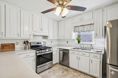 3882 Cloudland Dr unit 1, Snellville, GA 30039 - photo 2