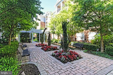 12909 Centre Park Cir unit 106, Oak Hill, VA 20171 - photo 4