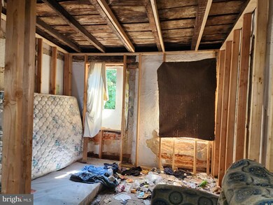 321 Furrow St, Baltimore, MD 21223 - photo 6