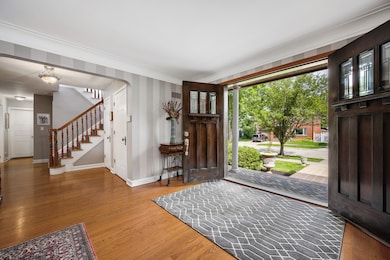 2851 W Rascher Ave, Chicago, IL 60625 - photo 5