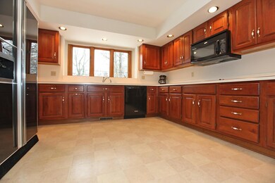 655 Andover St, Worthington, OH 43085 - photo 7