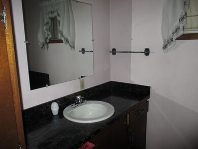 2820 Reigan Rd, North Platte, NE 69101 - photo 3