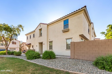 2868 E Dunbar Dr unit 39, Phoenix, AZ 85042 - photo 3