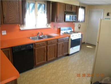 Kitchen All applianced included