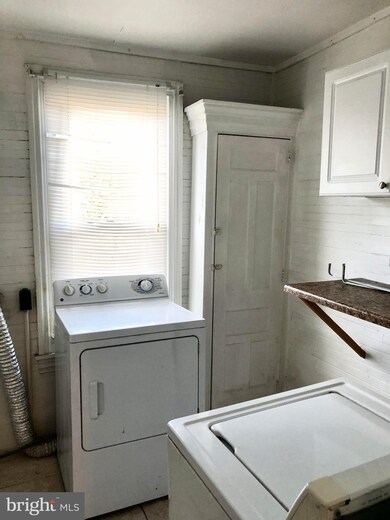 330 Mulberry St, Reading, PA 19604 - photo 6