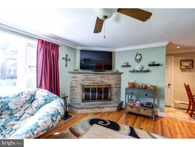 161 W Cherry Ln, Souderton, PA 18964 - photo 4