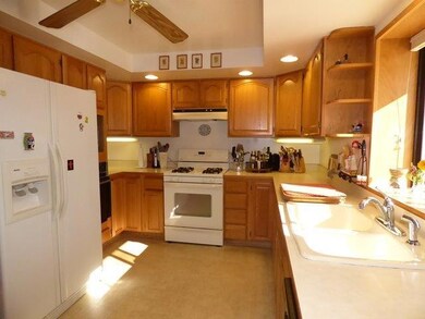 1350 NW Prospect Ave, Grants Pass, OR 97526 - photo 4