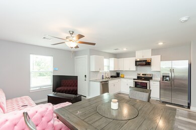 618 Maple Way unit A, Houston, TX 77015 - photo 7