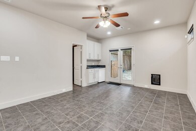 2417 Ralph St unit B, Houston, TX 77006 - photo 5