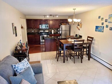 Living room - kitchen
