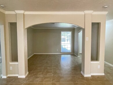 10306 Blades St, Houston, TX 77016 - photo 7