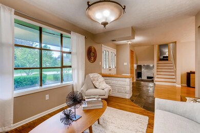 4430 Norwell Dr Columbus OH-large-006-5-