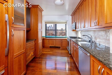 Murray Hill Mews unit 32A, New York, NY 10016 - photo 5