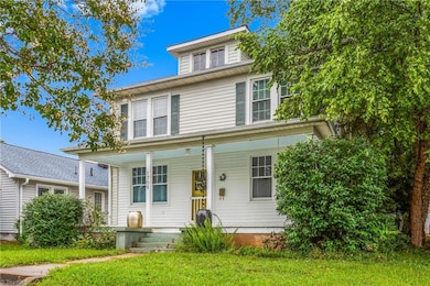 1709 W Academy St, Winston Salem, NC 27103 - photo 5