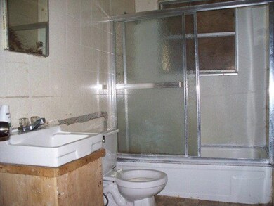 602 N Esperanza St, Pharr, TX 78577 - photo 7