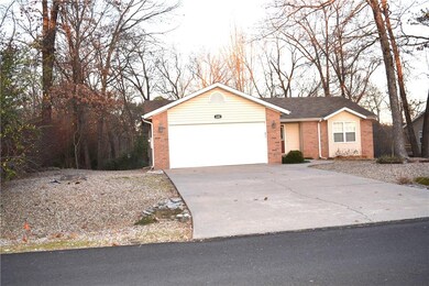 102 Overton Dr, Bella Vista, AR 72714 - photo 3