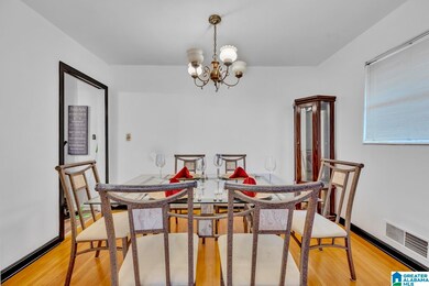 816 Hickory Dr, Birmingham, AL 35215 - photo 7